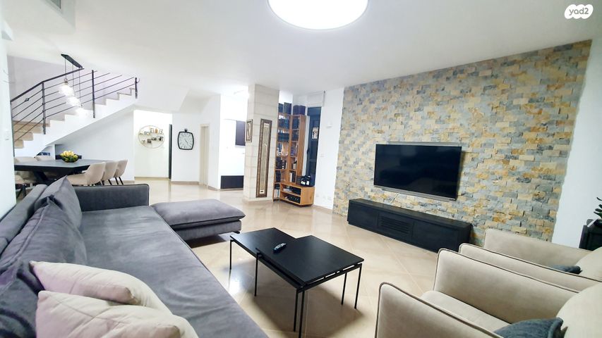 בית פרטי/ קוטג', קדר