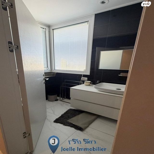 דירה, דוד המלך 8, צפון מערב מרכז העיר, נתניה