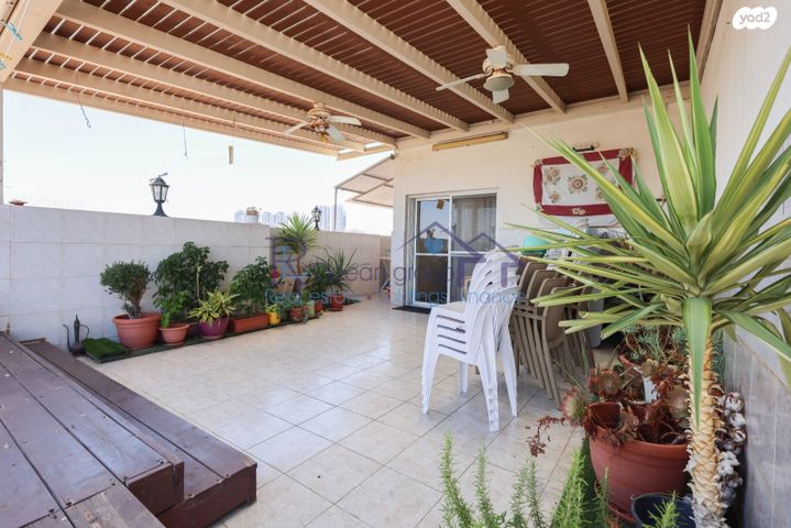 גג/ פנטהאוז, נחום 24, רמת ידין, נתניה