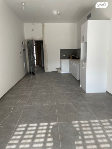 דירה, פינת שפירא, שוק תלפיות, חיפה