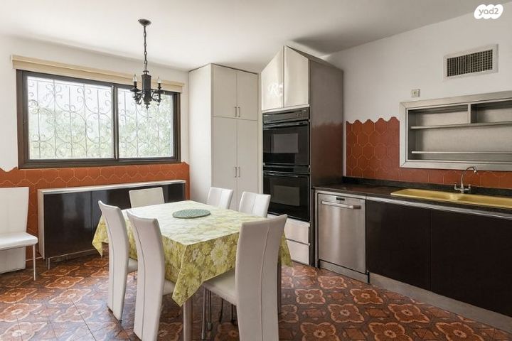 בית פרטי/ קוטג', סביון