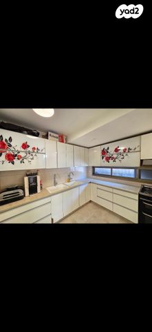 דירה, סמטת אז"ר, מרכז העיר, בני ברק