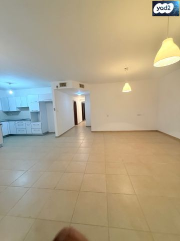 דירה, חיים וייצמן, א' / צפון מזרח העיר, רחובות