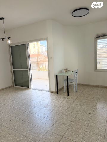 דירה, מרכז, הרצליה