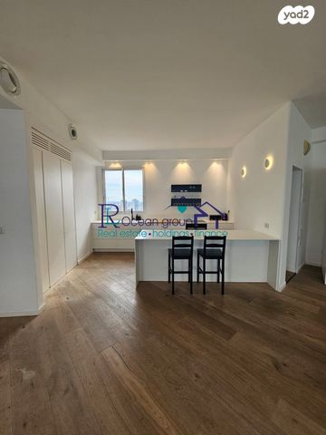 דירה, שדרות בן גוריון 2, נוף הטיילת, נתניה