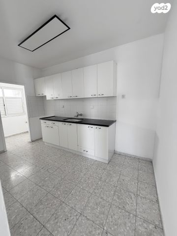 דירה, מרכז, הרצליה