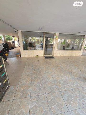 דירה, מחרוזת, יפו ד', גבעת התמרים, תל אביב יפו