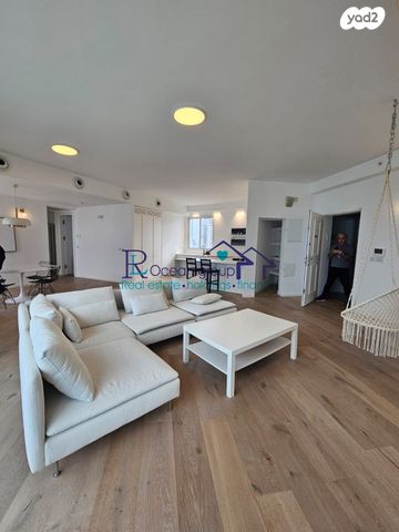 דירה, שדרות בן גוריון 2, נוף הטיילת, נתניה