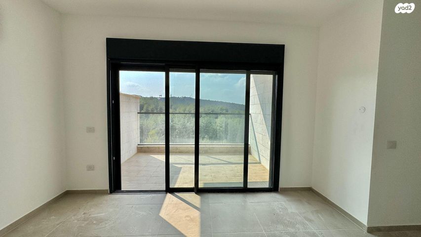 דירה, לשם 51, אריאל