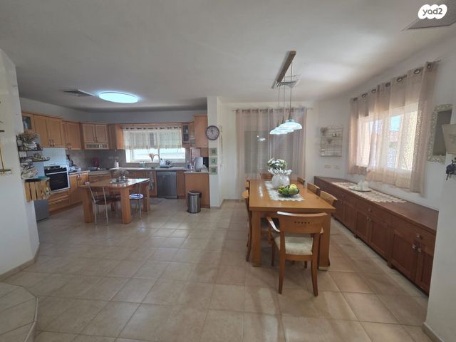 בית פרטי/ קוטג', מיטב