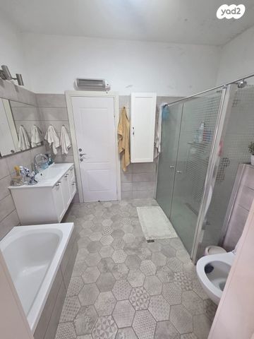 בית פרטי/ קוטג', מיטב