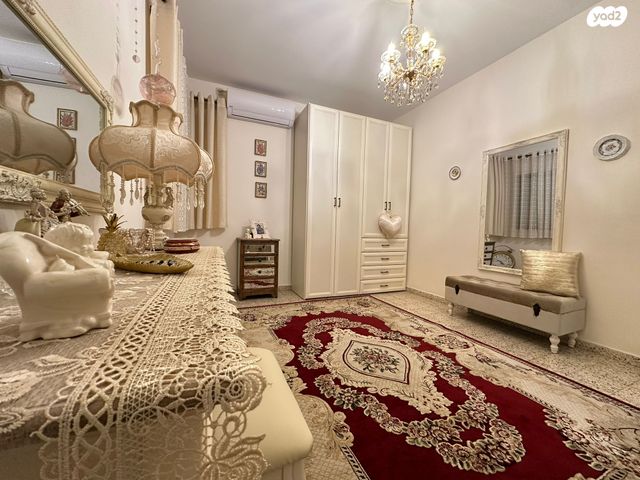 דירה, יעקב קינמון, עפולה