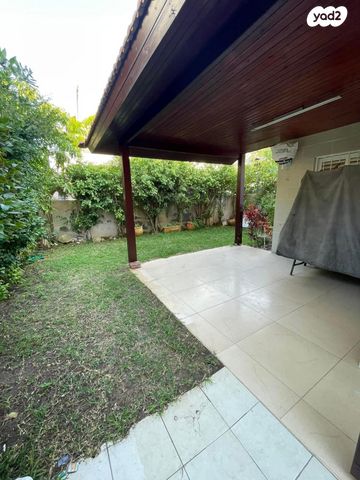 בית פרטי/ קוטג', דג הזהב, נווה ים, ראשון לציון