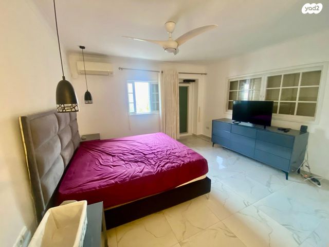 בית פרטי/ קוטג', רמב"ם, מרכז דרום, רעננה