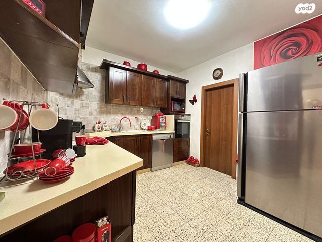 דירה, יעקב קינמון, עפולה