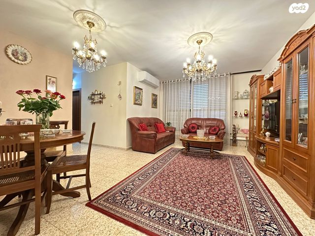 יעקב קינמון 