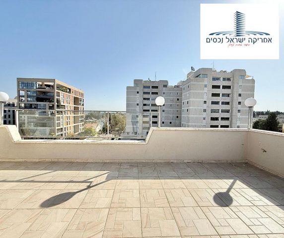 גג/ פנטהאוז, ברנשטיין כהן, קרית יערים, רמת השרון