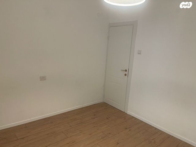 דירה, רמז, מערב ותיק, ראשון לציון