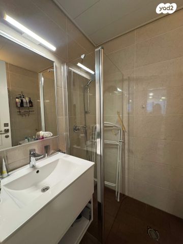 דירה, בן שפרוט, הצפון החדש - כיכר המדינה, תל אביב יפו