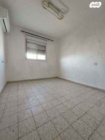 דירה, שאול המלך 6, שכונה ו', באר שבע