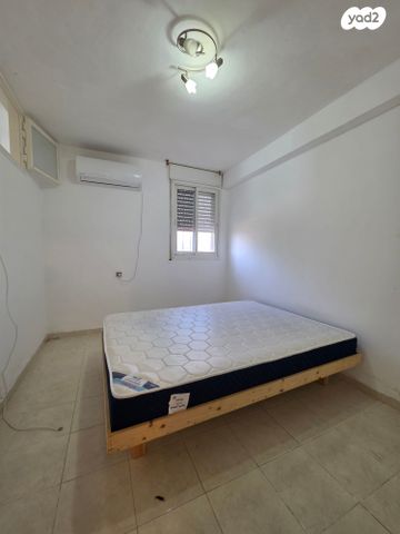 דירה, שדרות דגניה 71, קרית חיים מערבית, חיפה