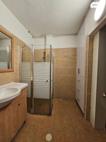 דירה, קרית אתא