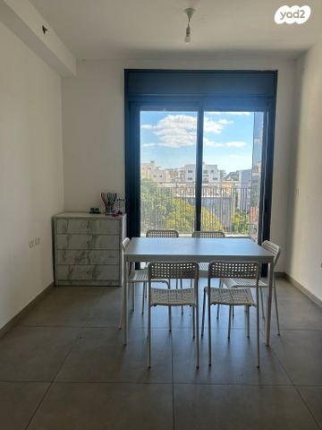 דירה, ראש פינה, הרצליה