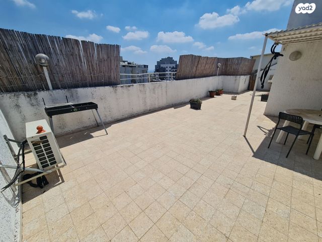 יהושע שטמפפר 