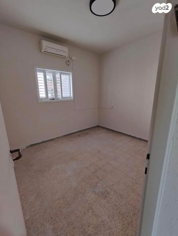 דירה, גבעתי 12, בת ים