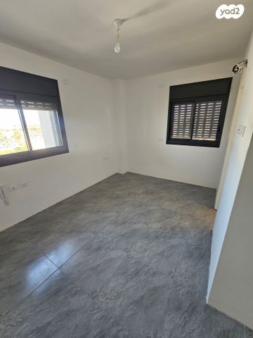 דירה, הרב הרצוג, צפון מערב מרכז העיר, נתניה