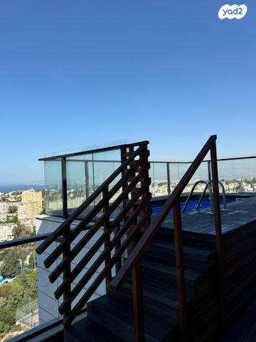 גג/ פנטהאוז, ברל כצנלסון, זיו, חיפה