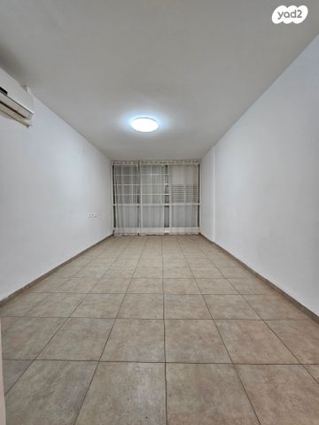 דירה, קרית אתא