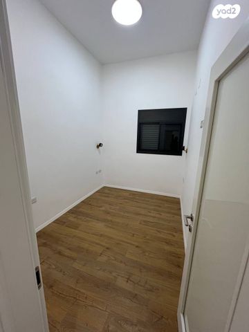 דירה, מגידו, מרכז הכרמל, חיפה