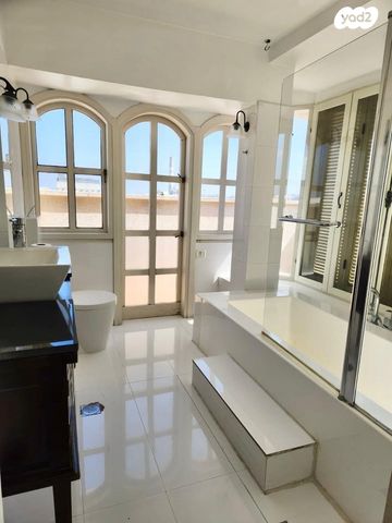 דירה, יחזקאל, הצפון הישן - צפון, תל אביב יפו