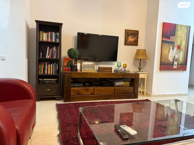 דירה, המרגנית 64, שכונת הותיקים, רמת גן