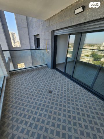 דירה, הרב הרצוג, צפון מערב מרכז העיר, נתניה