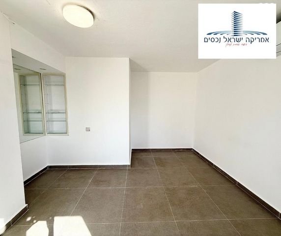 גג/ פנטהאוז, ברנשטיין כהן, קרית יערים, רמת השרון