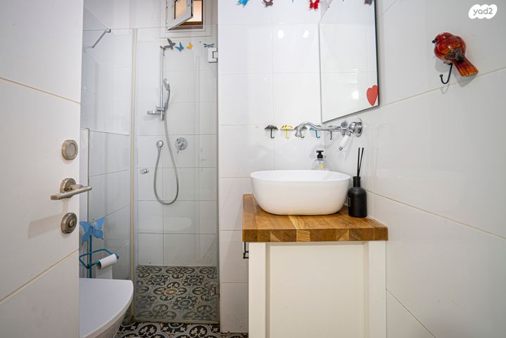 דירה, הוד השרון