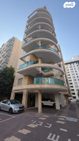 דירה, אוסישקין 28, מרכז העיר דרום, נתניה