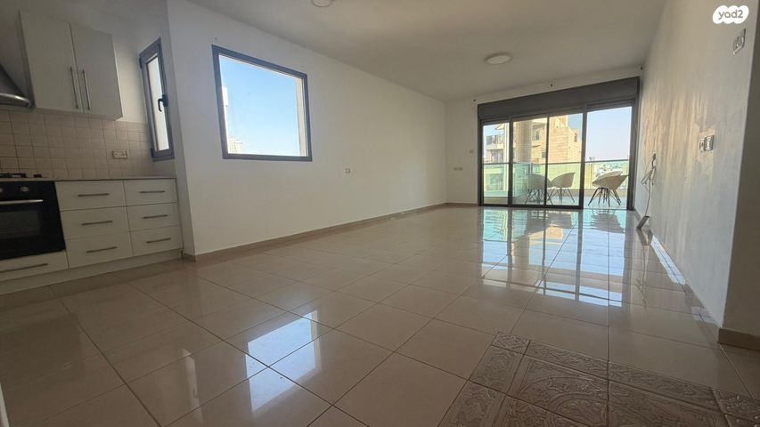 דירה, אוסישקין 28, מרכז העיר דרום, נתניה