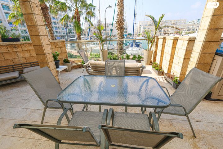 דירת גן, העוגן 4, הרצליה