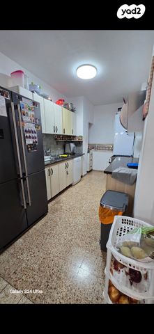 טריפלקס, שדרות וייצמן, מרכז העיר, סביניה, הוותיקה, קרית ביאליק