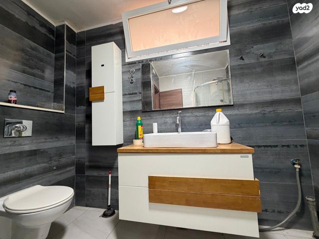 דירה, השומרון 1, פנחס ספיר, מגדל העמק