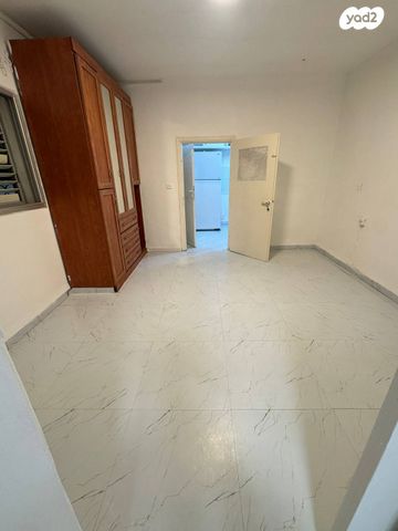 דירה, העצמאות, מרכז העיר, סביניה, הוותיקה, קרית ביאליק