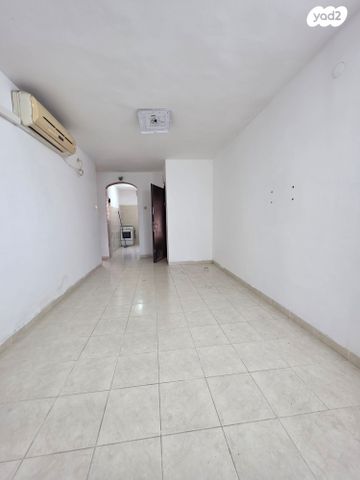 דירה, שדרות דגניה 71, קרית חיים מערבית, חיפה