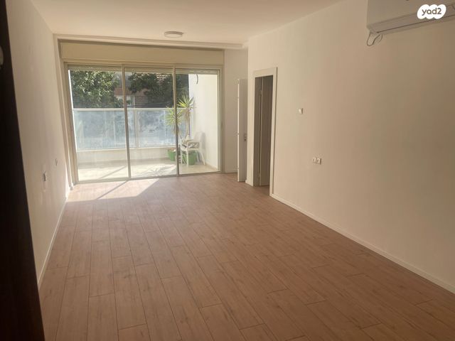 דירה, רמז, מערב ותיק, ראשון לציון