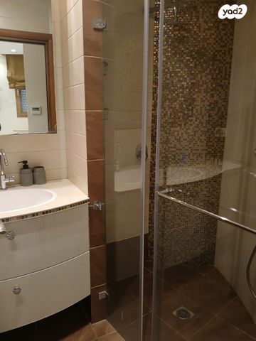 דירה, טלביה, קוממיות, ירושלים