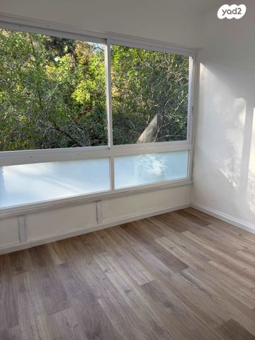 דירה, כרמליה, חיפה