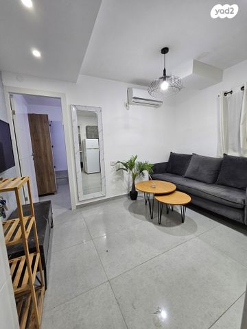 דירה, קרית אתא