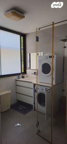 דירה, רוטשילד, רמב"ם, ראשון לציון